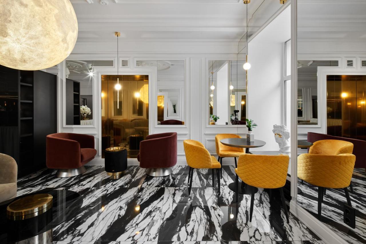 Kaleidoscope Gold Otel St. Petersburg Dış mekan fotoğraf